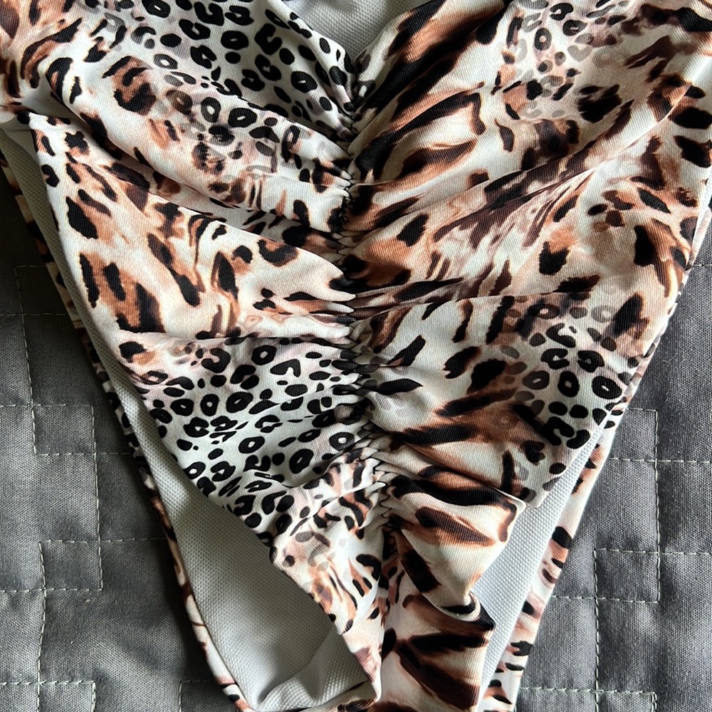 Animal print string bikini - Picture 8 of 12